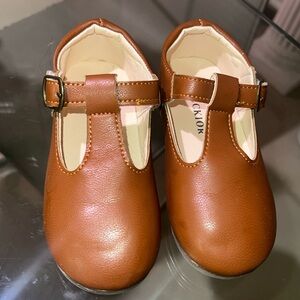 Tan Maryjane shoes